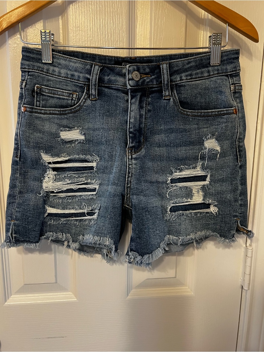 Judy Blue Patched Side Slit Distressed Denim Cutoff Shorts, Size M